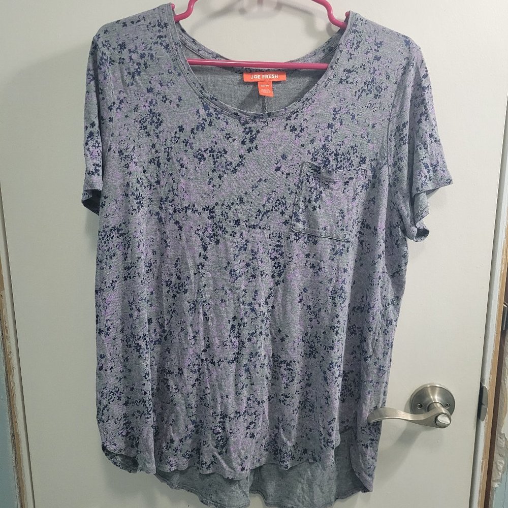 XL Joe Fresh Grey Floral Relaxed Tee